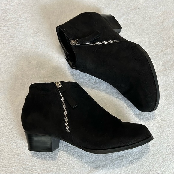 Ankle Boots - Picture 3 of 3